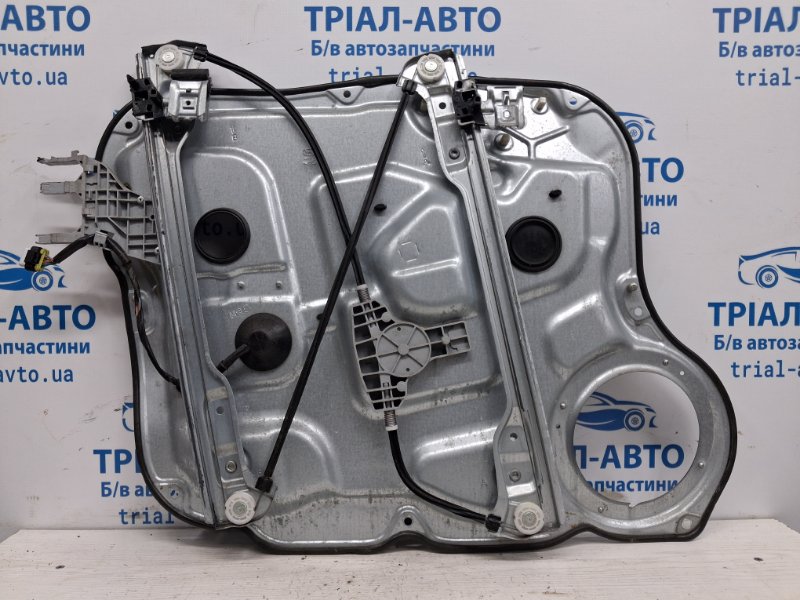 Стеклоподъемник передний правый Santa fe 2005-2012 CM 2.2 diesel D4HB