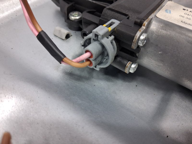 Стеклоподъемник передний левый Hyundai Santa fe CM 2.2 diesel D4HB