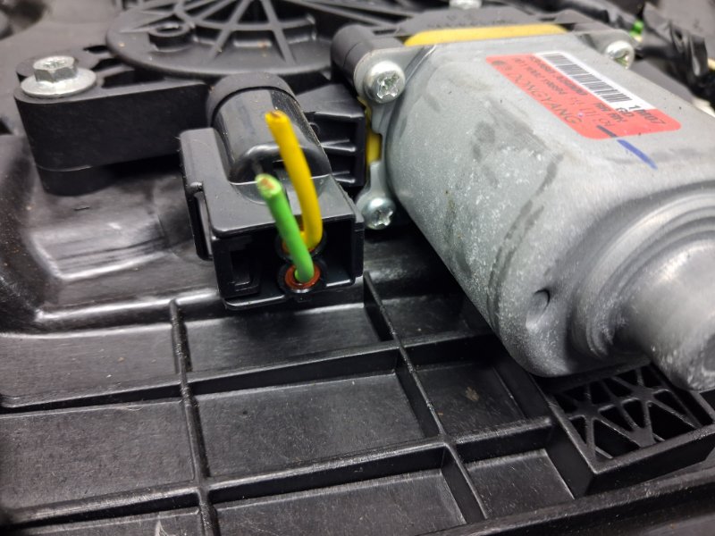 Стеклоподъемник задний правый Hyundai I30 GD 1.6 diesel D4FB