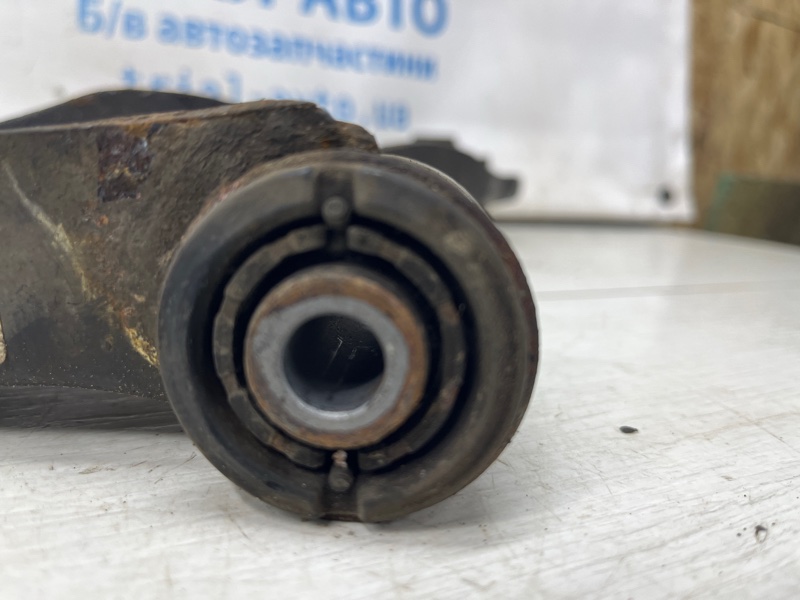 Рычаг левый Kia Sportage QL 1.7 diesel D4FD