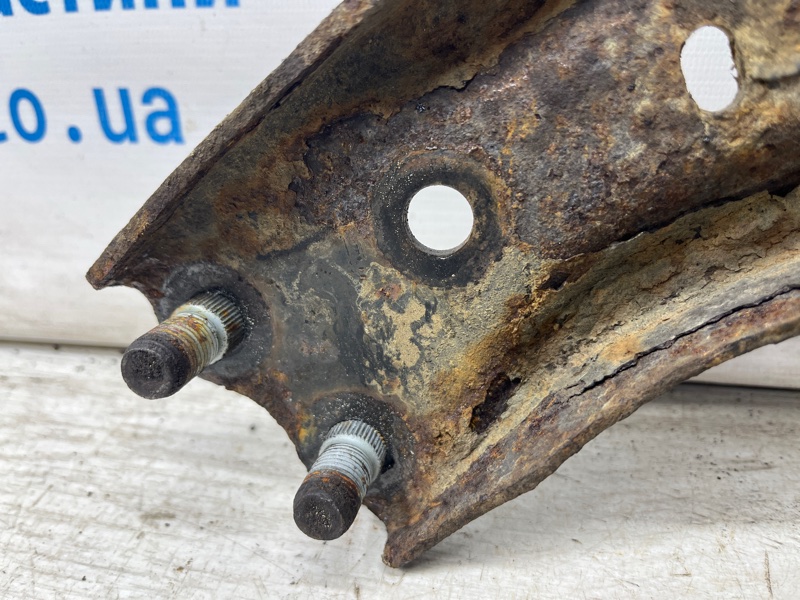 Рычаг правый I30 2011-2017 GD 1.6 diesel D4FB