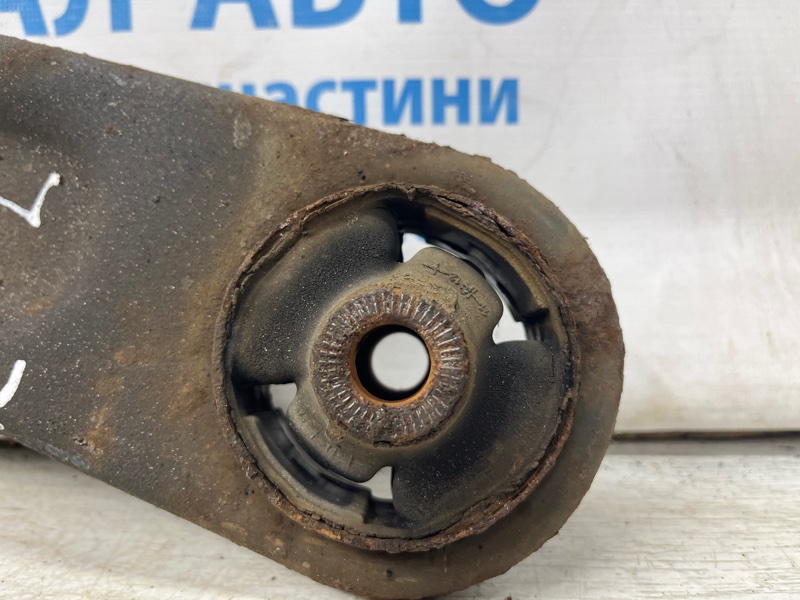 Рычаг левый I30 2011-2017 GD 1.6 diesel D4FB