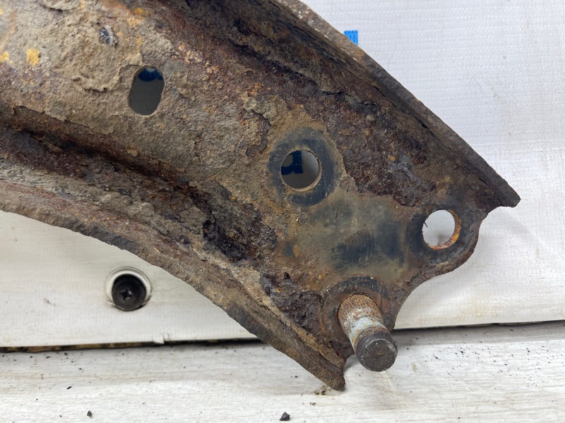 Рычаг левый I30 2011-2017 GD 1.6 diesel D4FB