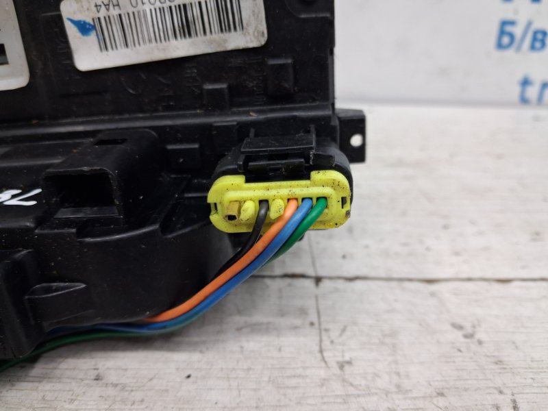 Замок двери задний левый Santa fe 2005-2012 CM 2.2 diesel D4HB