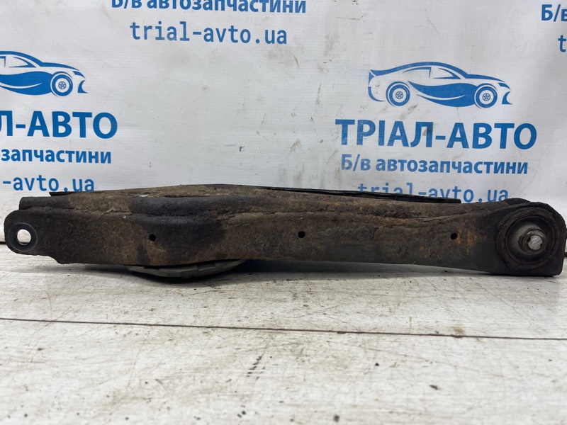 Рычаг задней подвески нижний поперечный (под пружину) правый Santa fe 2005-2012 CM 2.2 diesel D4HB