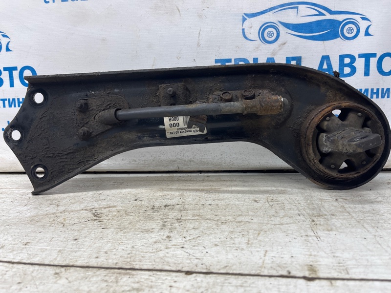 Рычаг задней подвески продольный правый Kia Sportage QL 1.7 diesel D4FD