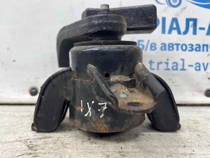 Подушка ДВС левая Hyundai I30 2011-2017 GD 1.6 diesel D4FB 21810A5200 Б/У
