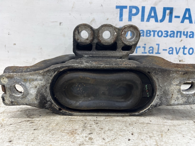 Подушка ДВС правая Chevrolet Captiva C140 2.2 diesel Z22D1