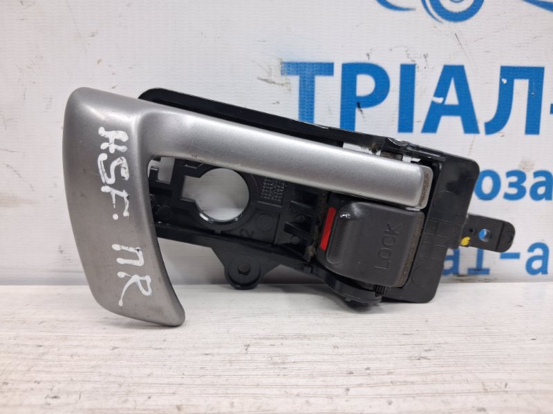 Ручка двери внутренняя правая Hyundai Santa fe 2005-2012 CM 2.2 diesel D4HB 826212B000HZ Б/У