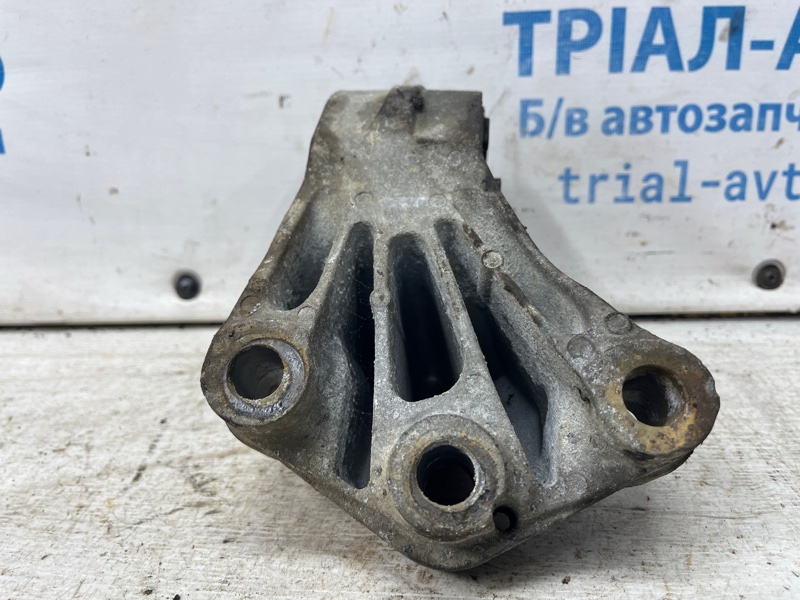 Подушка ДВС задняя Captiva 2006-2018 C140 2.2 diesel Z22D1