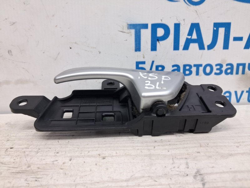 Ручка двери внутренняя левая Sportage 2015-2022 QL 1.7 diesel D4FD