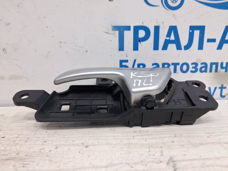 Ручка двери внутренняя левая Sportage 2015-2022 QL 1.7 diesel D4FD