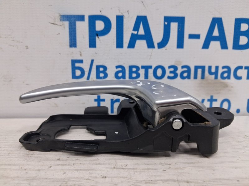 Ручка двери внутренняя левая I30 2011-2017 GD 1.6 diesel D4FB