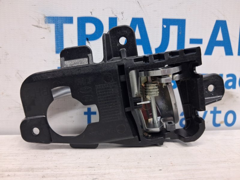 Ручка двери внутренняя правая Hyundai I30 GD 1.6 diesel D4FB