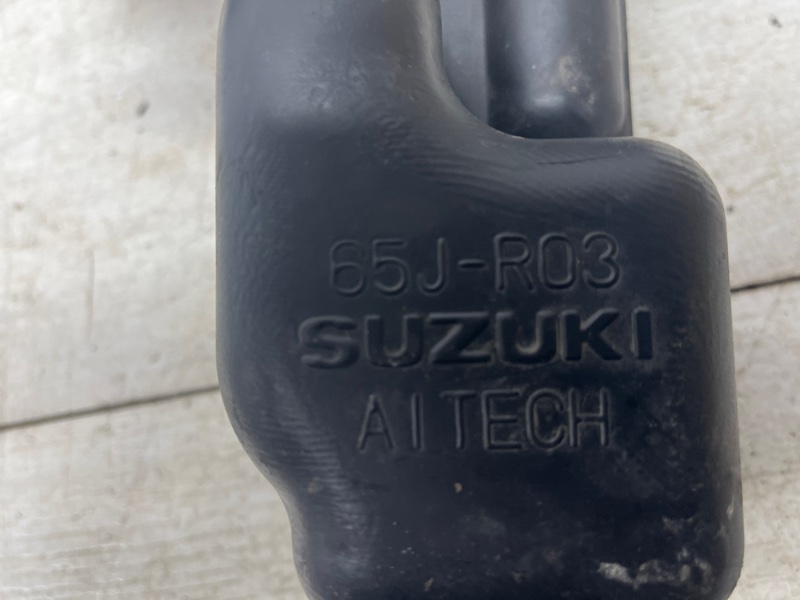 Воздухозаборник Grand Vitara 2005-2016 JT 2.0 Бензин J20A