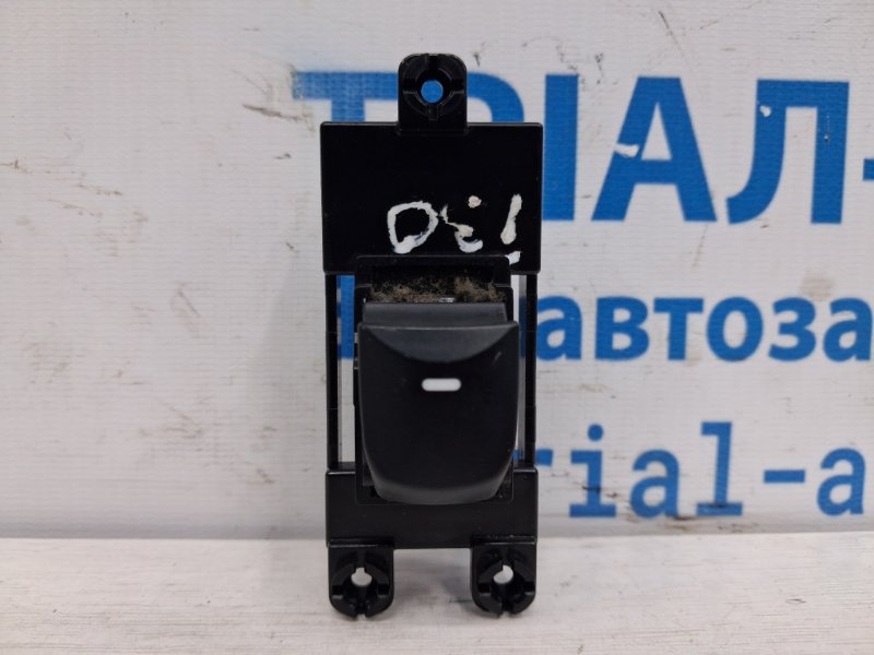 Кнопка стеклоподъемника Hyundai I30 2011-2017 GD 1.6 diesel D4FB 93576A6010 Б/У