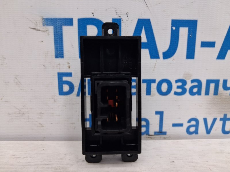 Кнопка стеклоподъемника Hyundai I30 GD 1.6 diesel D4FB