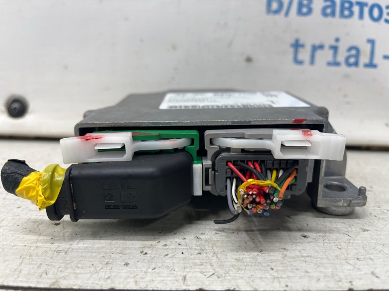 Блок управления AIRBAG Kia Sportage QL 1.7 diesel D4FD