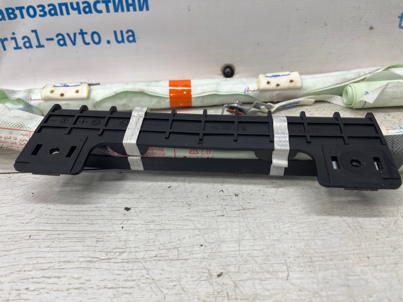 Airbag потолка(шторка) правый Kia Sportage QL 1.7 diesel D4FD