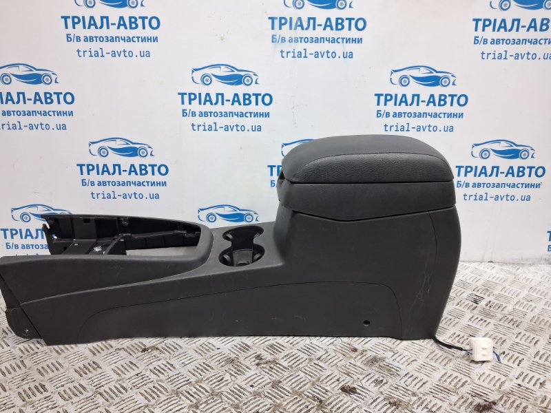 Подлокотник Santa fe 2005-2012 CM 2.2 diesel D4HB