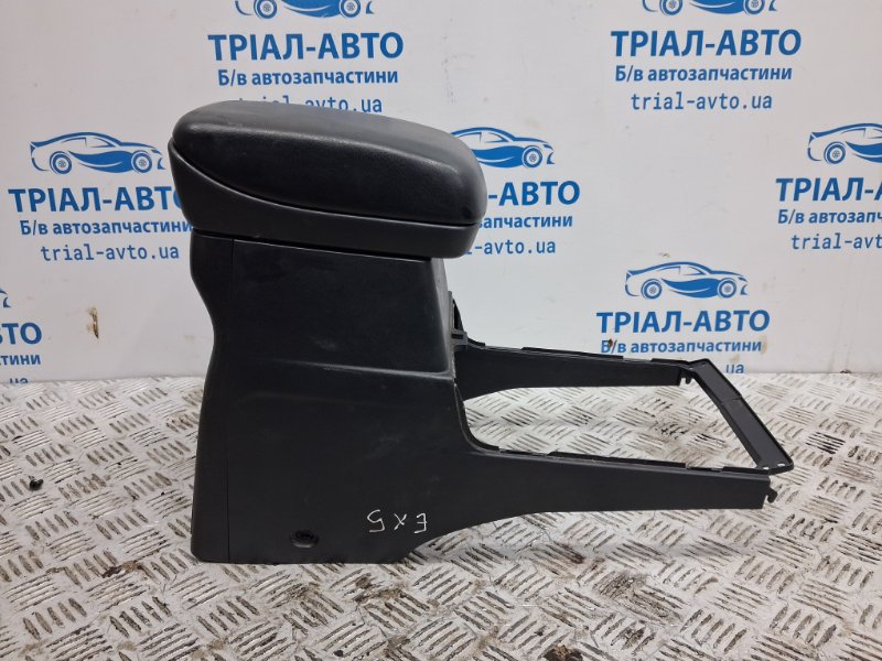 Подлокотник Suzuki Grand Vitara 2005-2016 JT 2.0 Бензин J20A 7591065J015PK Б/У