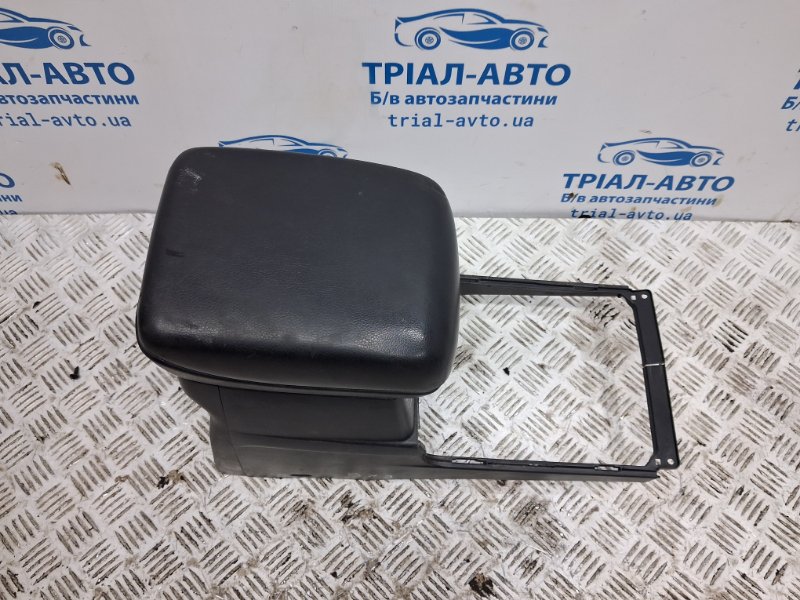 Подлокотник Grand Vitara 2005-2016 JT 2.0 Бензин J20A