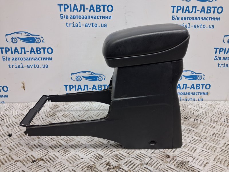 Подлокотник Grand Vitara 2005-2016 JT 2.0 Бензин J20A