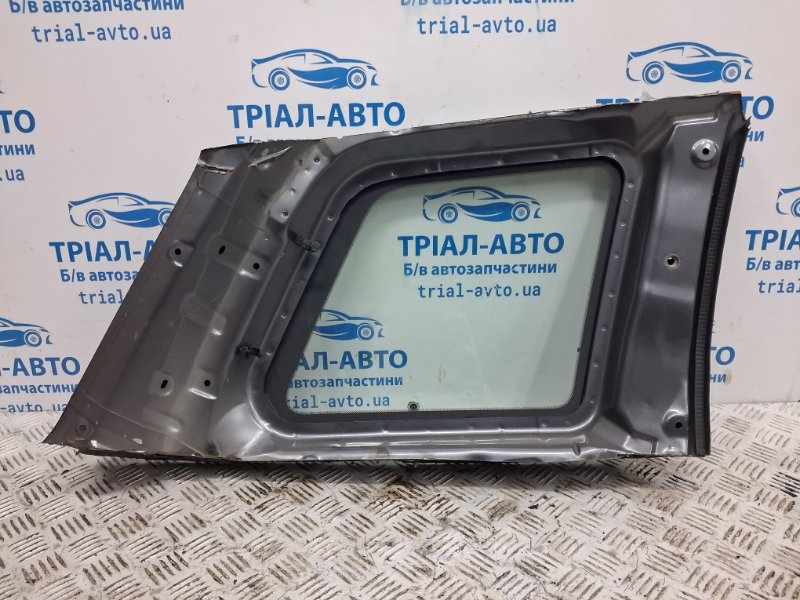 Стекло в кузов заднее левое Outlander 2003-2006 cu 2.4 бензин 4G69