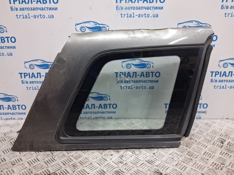 Стекло в кузов заднее правое Mitsubishi Outlander 2003-2006 cu 2.4 бензин 4G69 MR574296 Б/У