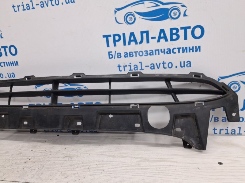 Решетка бампера центральная Hyundai Santa fe CM 2.2 diesel D4HB
