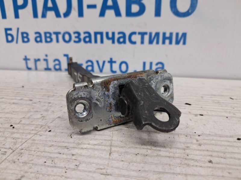 Ограничитель двери задний левый I30 2011-2017 GD 1.6 diesel D4FB