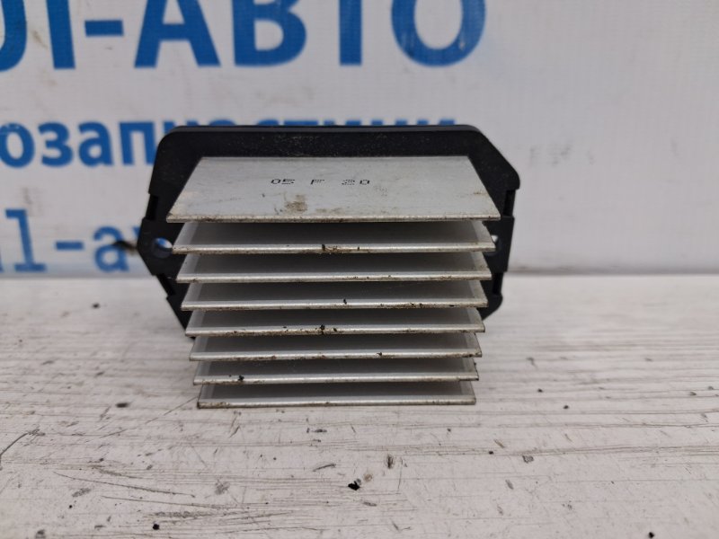 Резистор печки Prado 2002-2009 J120 3.0 Diesel 1KDFTV