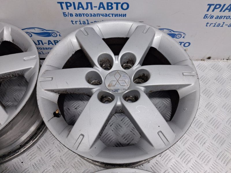 Диски титан комплект R17 Mitsubishi Pajero Wagon 3 3.2 Дизель 4M41