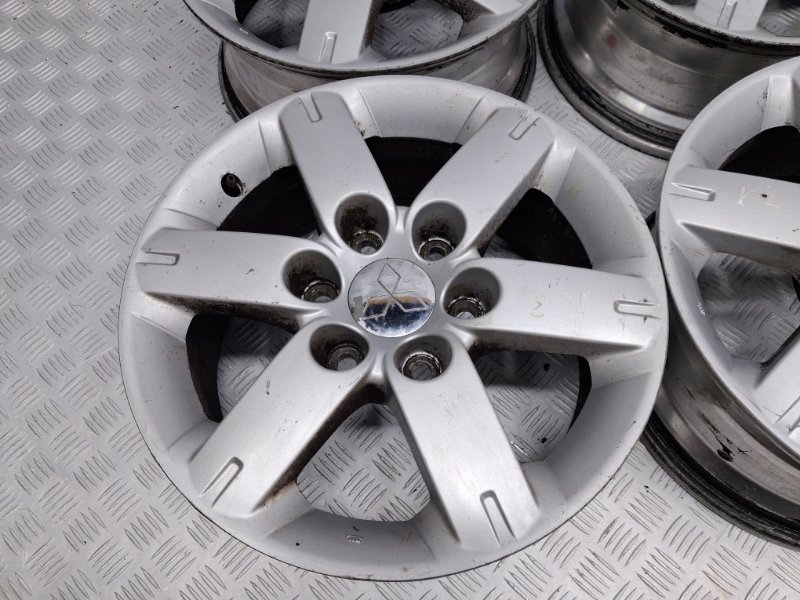 Диски титан комплект R17 Pajero Wagon 1999-2006 3 3.2 Дизель 4M41