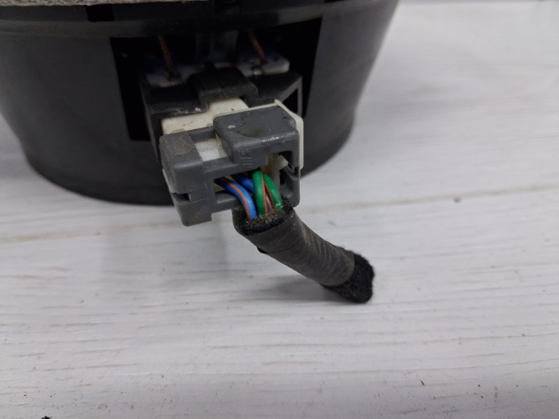 Динамик двери Kia Sorento BL 2.5 diesel D4CB