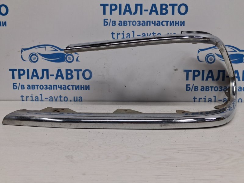 Накладка левая Mitsubishi Pajero Sport 1996-2008 K9 2.5 Diesel 4D56 MR563371 Б/У