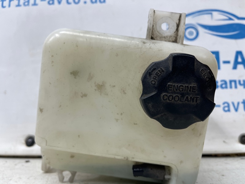 Запчасть бачок радиатора (расширительный) Kia Sportage 2010-2016 SL 1.7 diesel D4FD 254302S000 Б/У Бачок радиатора (расширительный) Kia Sportage 2010-2016 SL 1.7 diesel D4FD 254302S000 Б/У