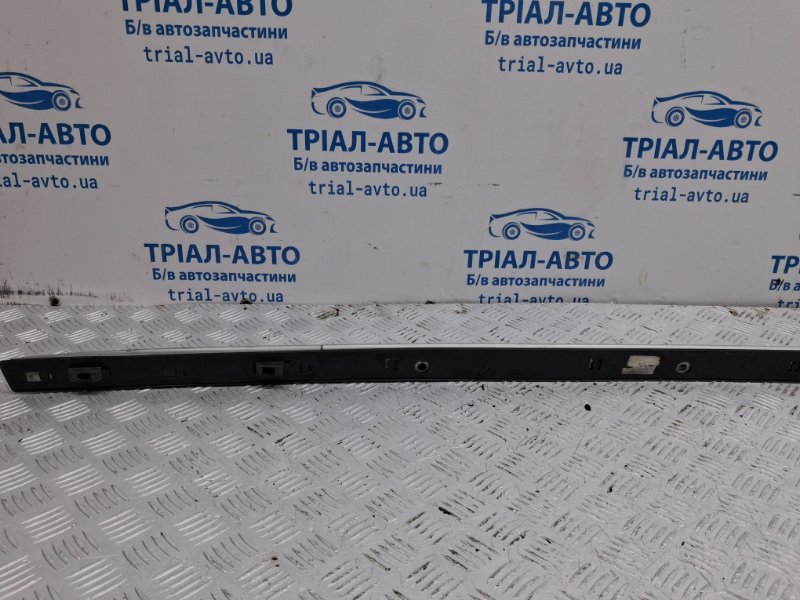 Рейлинг на крышу правый Sportage 2010-2016 SL 1.7 diesel D4FD