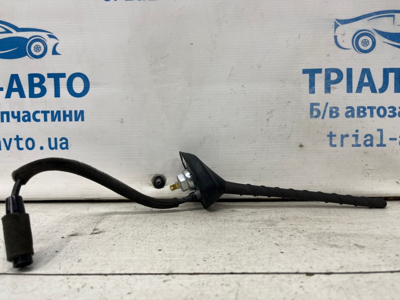 Антенна Kia Sportage 2010-2016 SL 1.7 diesel D4FD 962003U000 Б/У