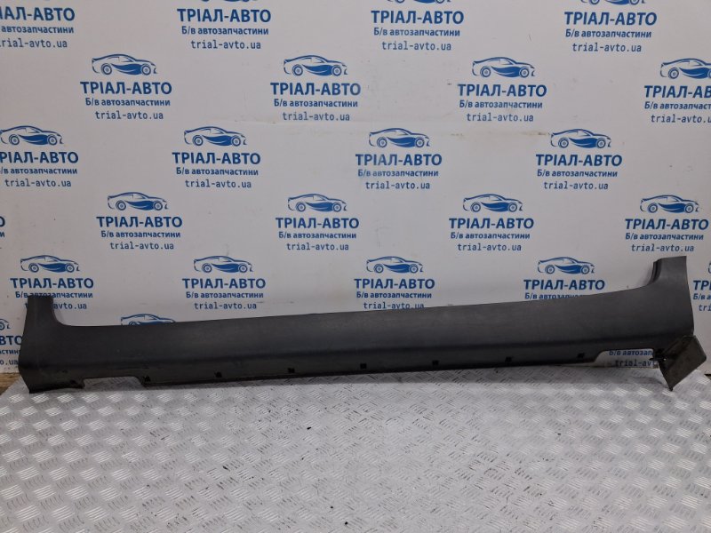 Накладка порога внешняя левая Kia Sportage 2010-2016 SL 1.7 diesel D4FD 877513U000 Б/У