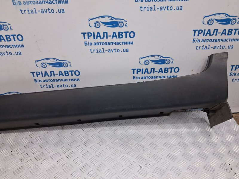 Накладка порога внешняя левая Kia Sportage SL 1.7 diesel D4FD