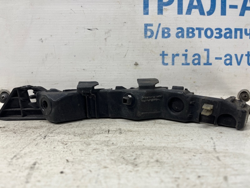 Кронштейн бампера передний правый Sportage 2010-2016 SL 1.7 diesel D4FD