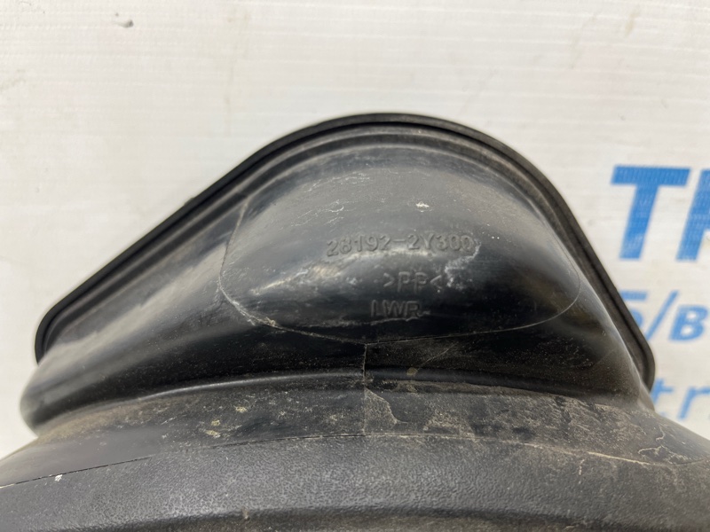 Патрубок воздушного фильтра Sportage 2010-2016 SL 1.7 diesel D4FD