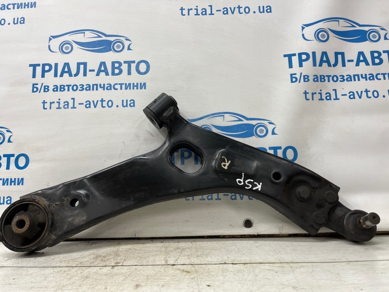 Рычаг передний нижний правый Kia Sportage 2010-2016 SL 1.7 diesel D4FD 545012Y002 Б/У