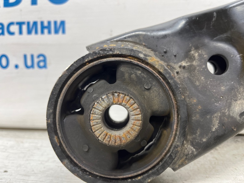 Рычаг передний нижний правый Sportage 2010-2016 SL 1.7 diesel D4FD