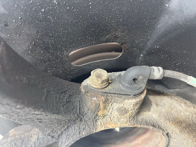 Кулак поворотный левый со ступицей Sportage 2010-2016 SL 1.7 diesel D4FD