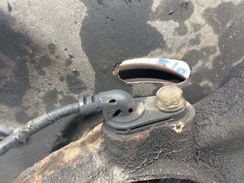 Кулак поворотный правый со ступицей Sportage 2010-2016 SL 1.7 diesel D4FD