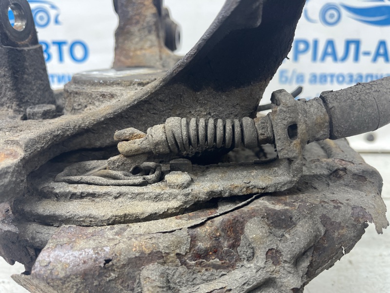 Цапфа задняя правая со ступицей Sportage 2010-2016 SL 1.7 diesel D4FD