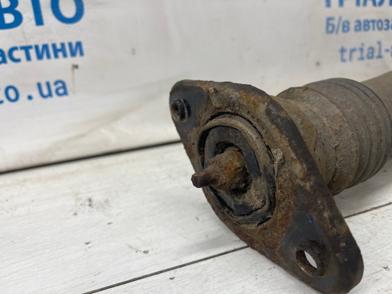 Амортизатор задний Kia Sportage SL 1.7 diesel D4FD