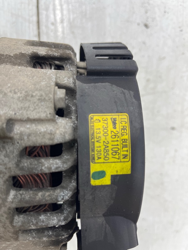 Генератор Sportage 2010-2016 SL 1.7 diesel D4FD Генератор Sportage 2010-2016 SL 1.7 diesel D4FD